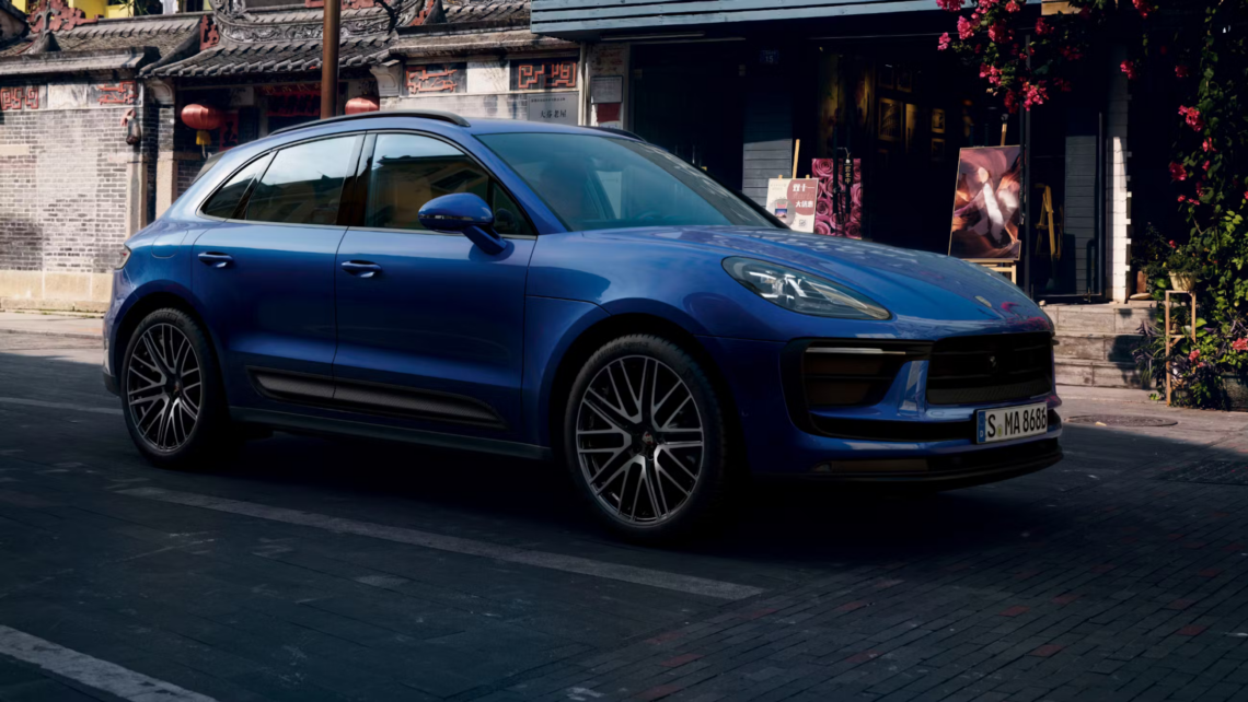 2025 Porsche Macan in Gentian Blue Metallic